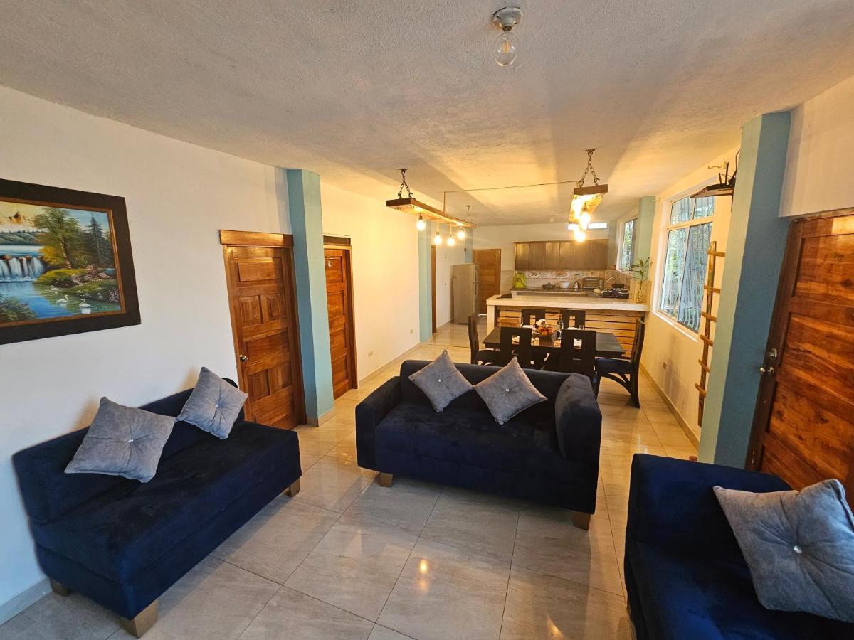 Lovely Inn San Cristóbal Dış mekan fotoğraf