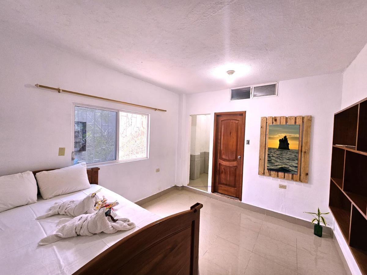 Lovely Inn San Cristóbal Dış mekan fotoğraf