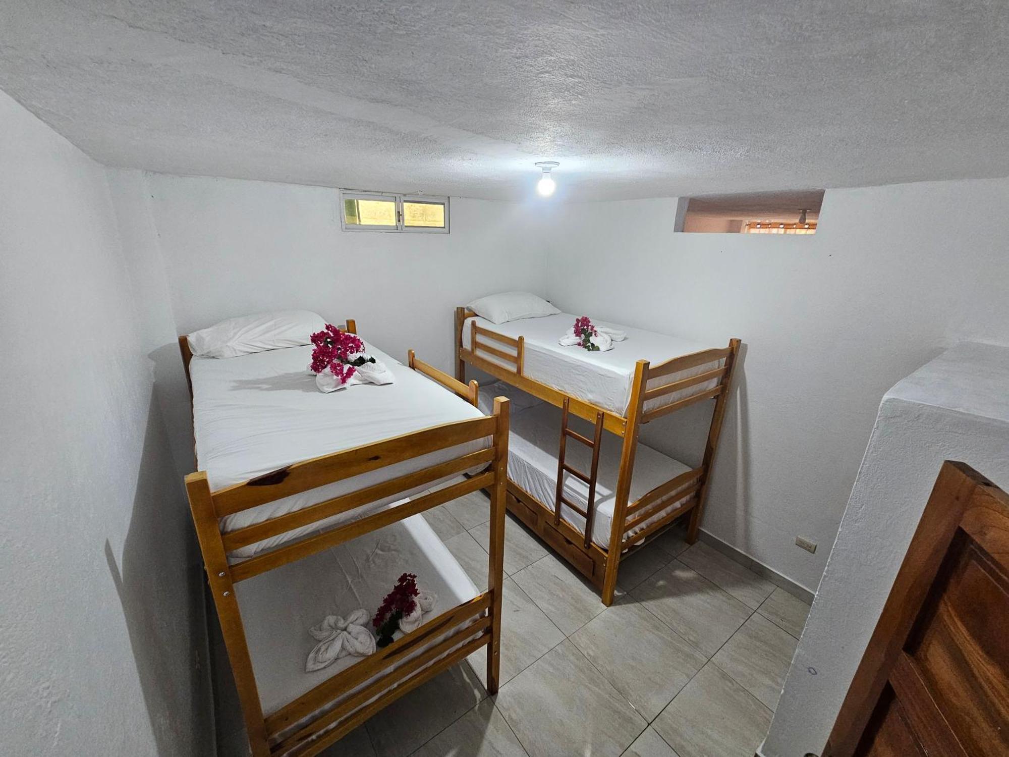 Lovely Inn San Cristóbal Dış mekan fotoğraf